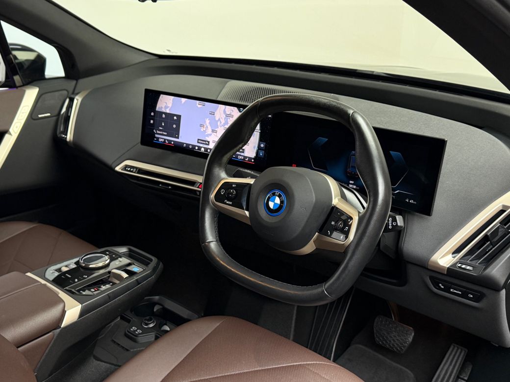 2024 BMW iX