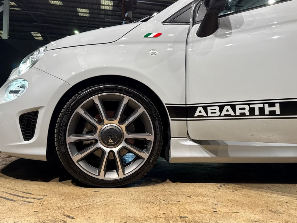 2022 Abarth 595c
