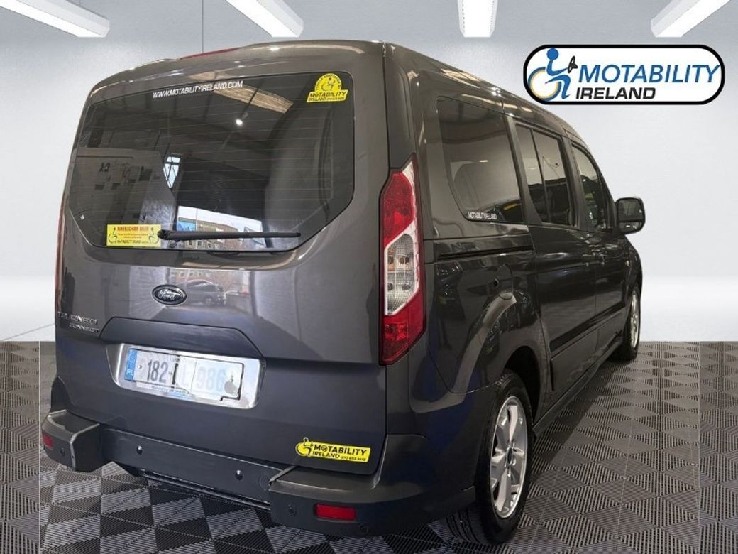2018 Ford Tourneo