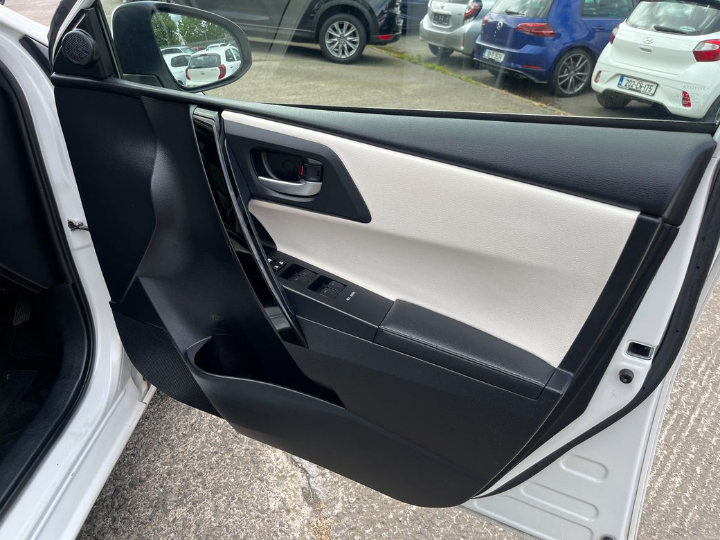 2018 Toyota Auris