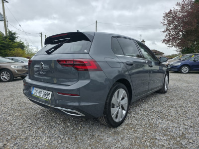 2024 Volkswagen Golf