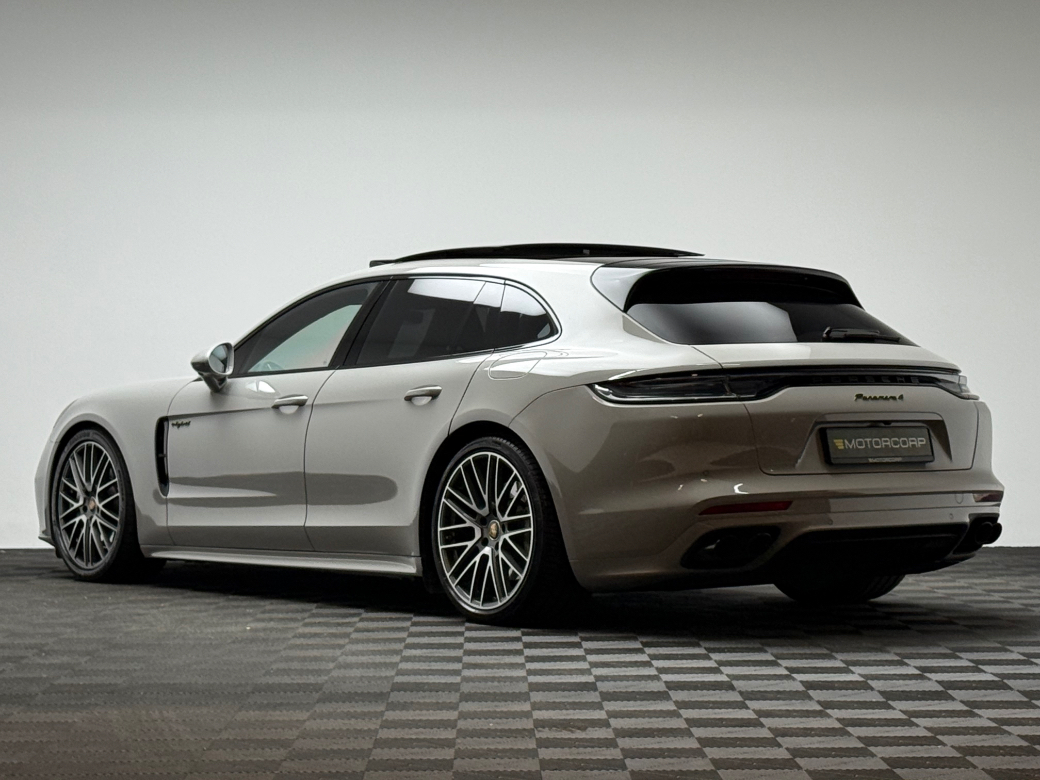 2023 Porsche Panamera