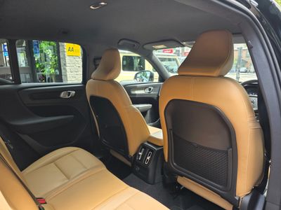 2021 Volvo XC40