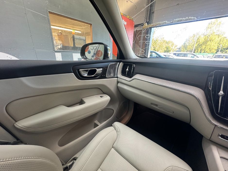 2023 Volvo XC60