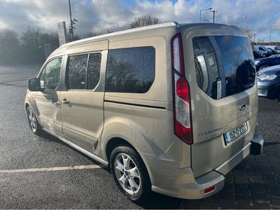 2015 Ford Tourneo