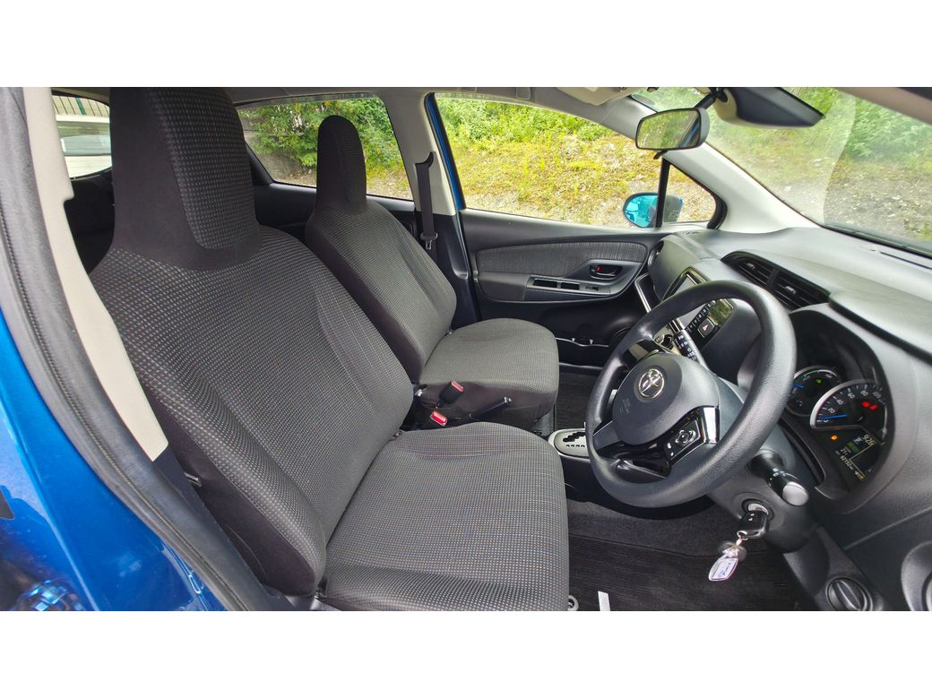 2017 Toyota Vitz