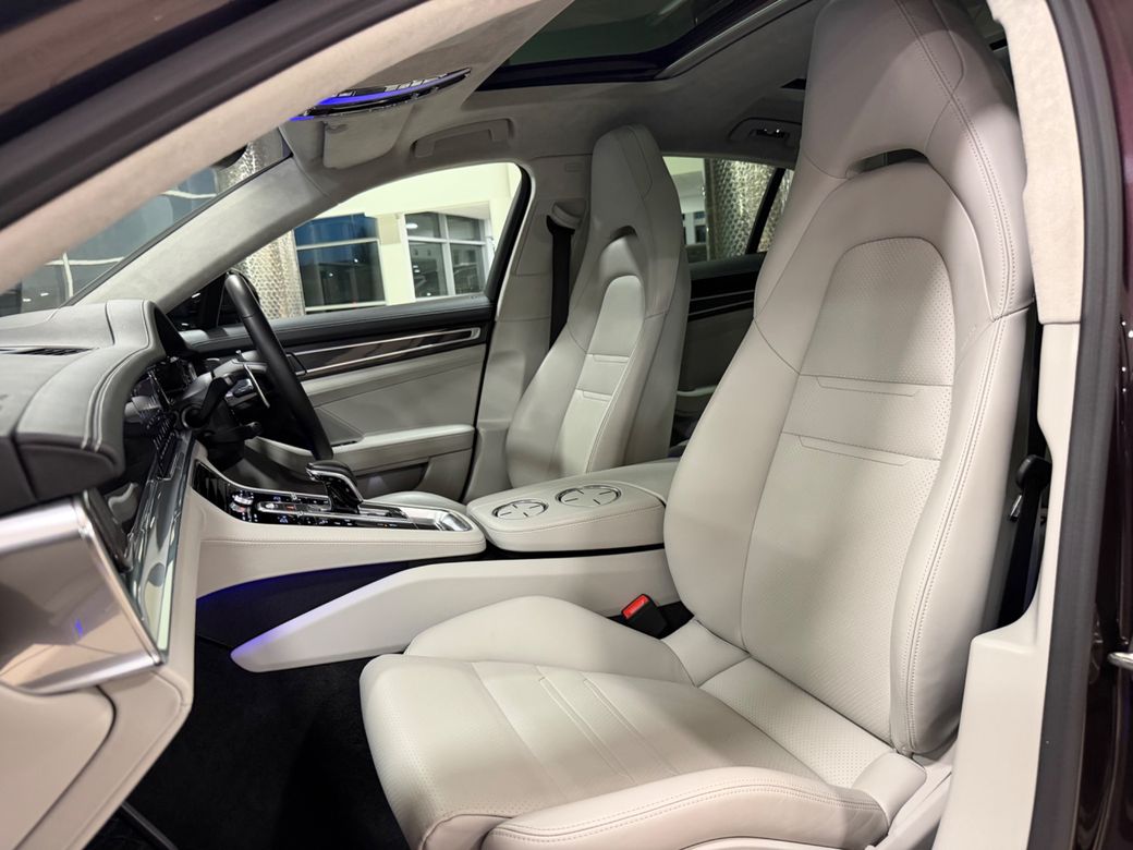 2023 Porsche Panamera