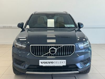 2022 Volvo XC40