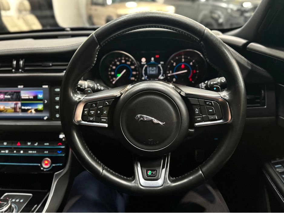 2016 Jaguar XF