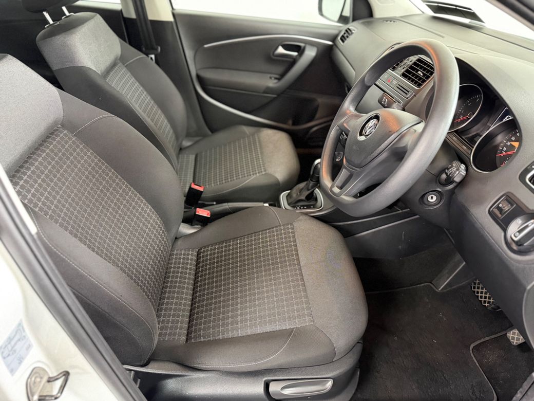 2017 Volkswagen Polo