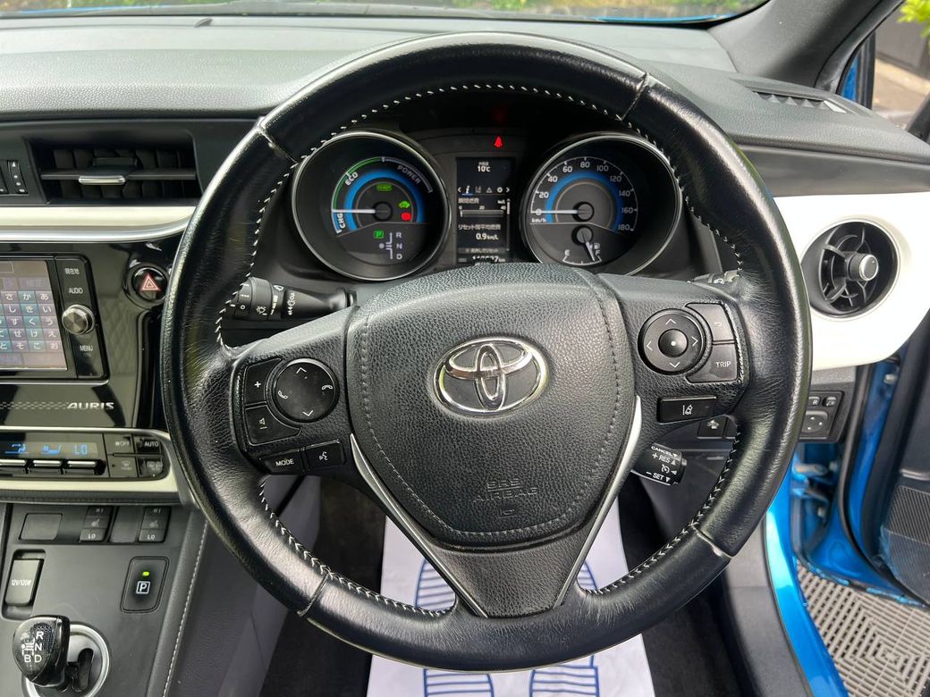 2017 Toyota Auris