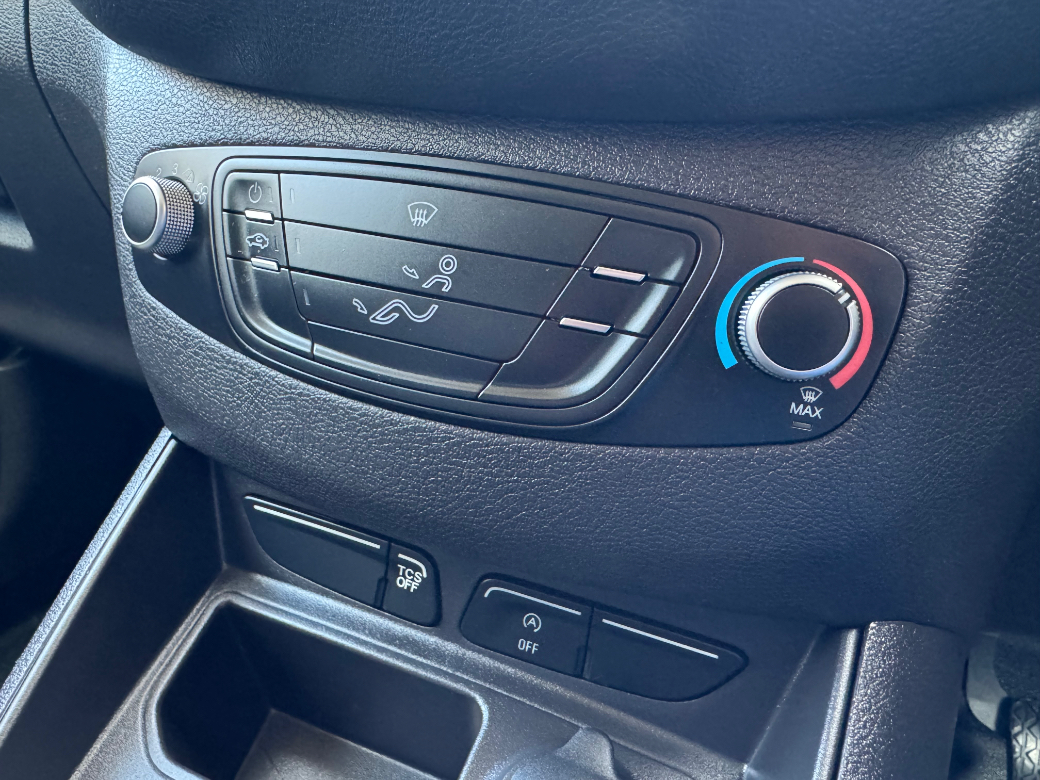 2023 Ford Transit Courier