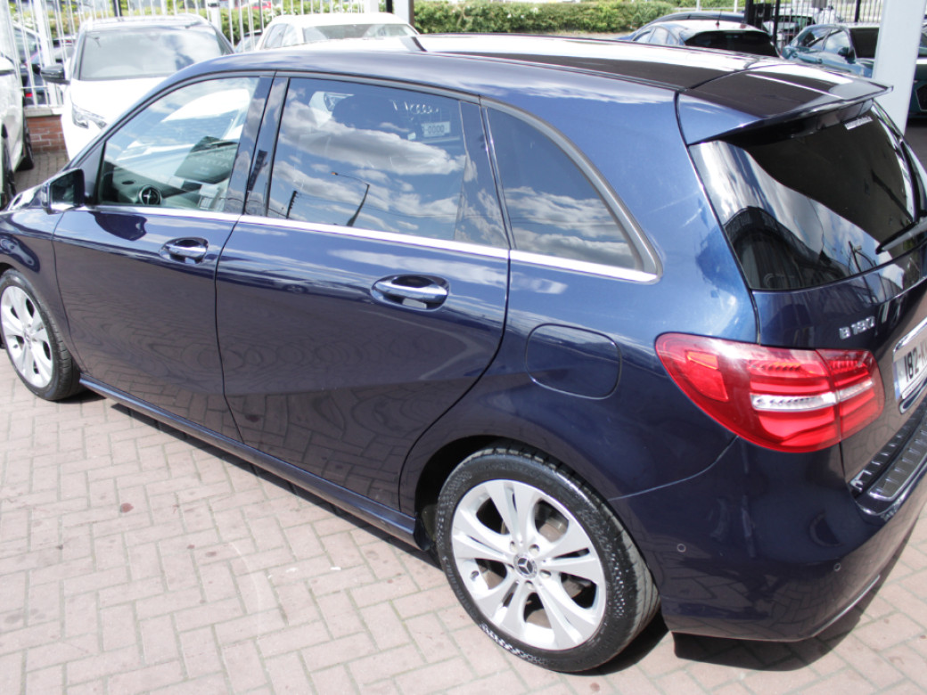 2018 Mercedes-Benz B 180