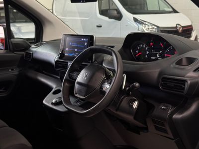 2020 Peugeot Partner