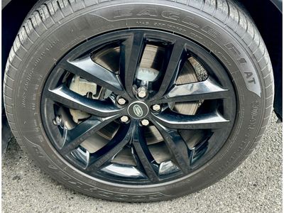 2025 Land Rover Range Rover Velar
