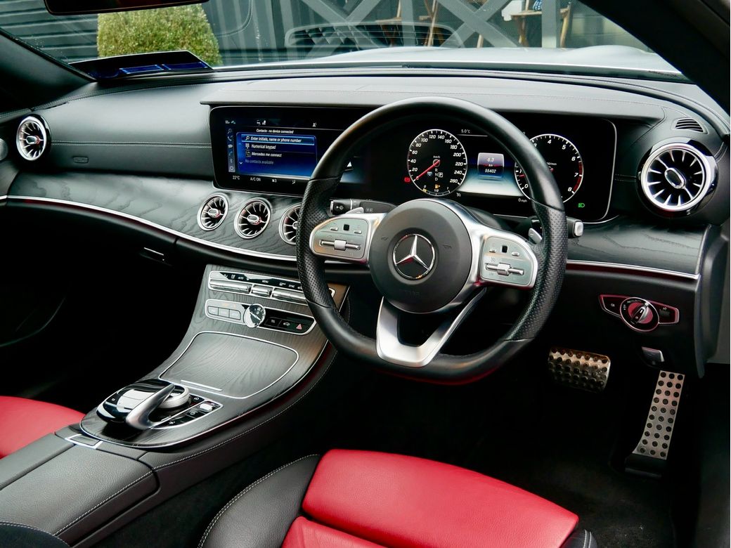 2019 Mercedes-Benz E 300