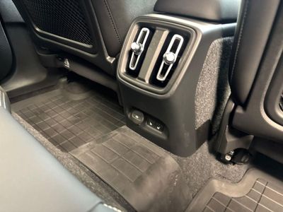 2024 Volvo XC40