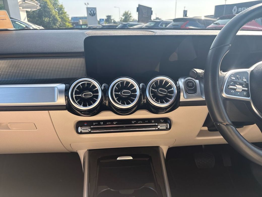 2023 Mercedes-Benz EQB