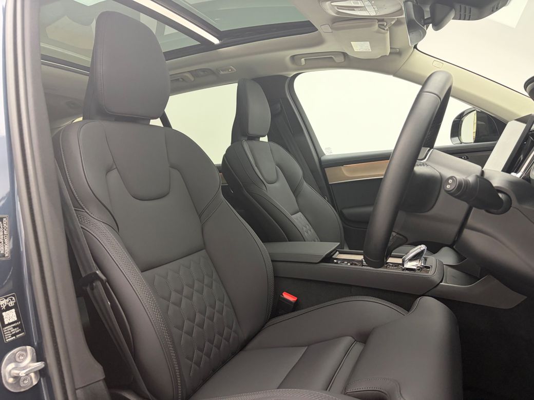 2025 Volvo XC90