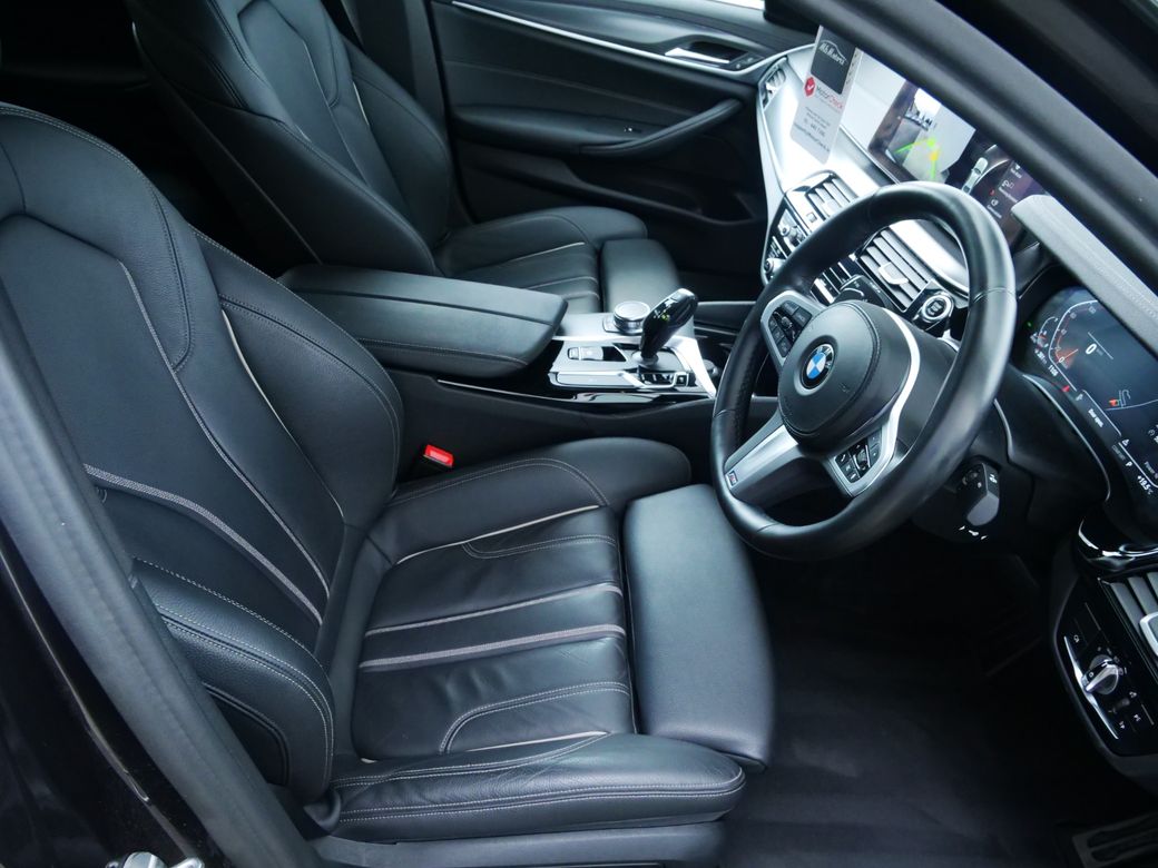 2022 BMW 5 Series