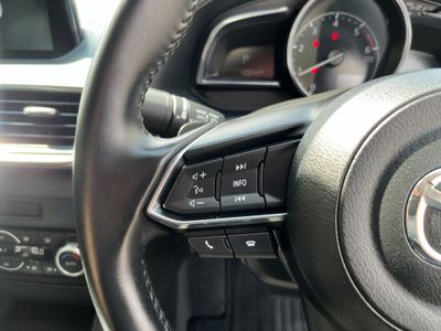 2019 Mazda Axela