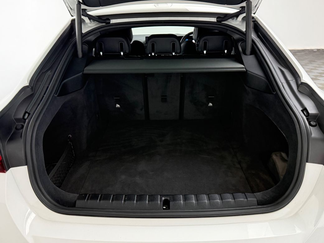 2024 BMW i4