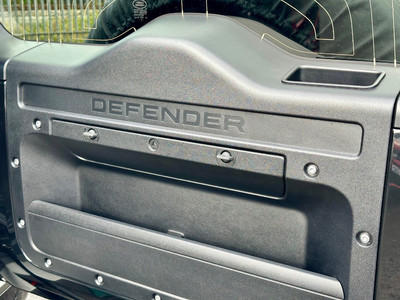 2025 Land Rover Defender