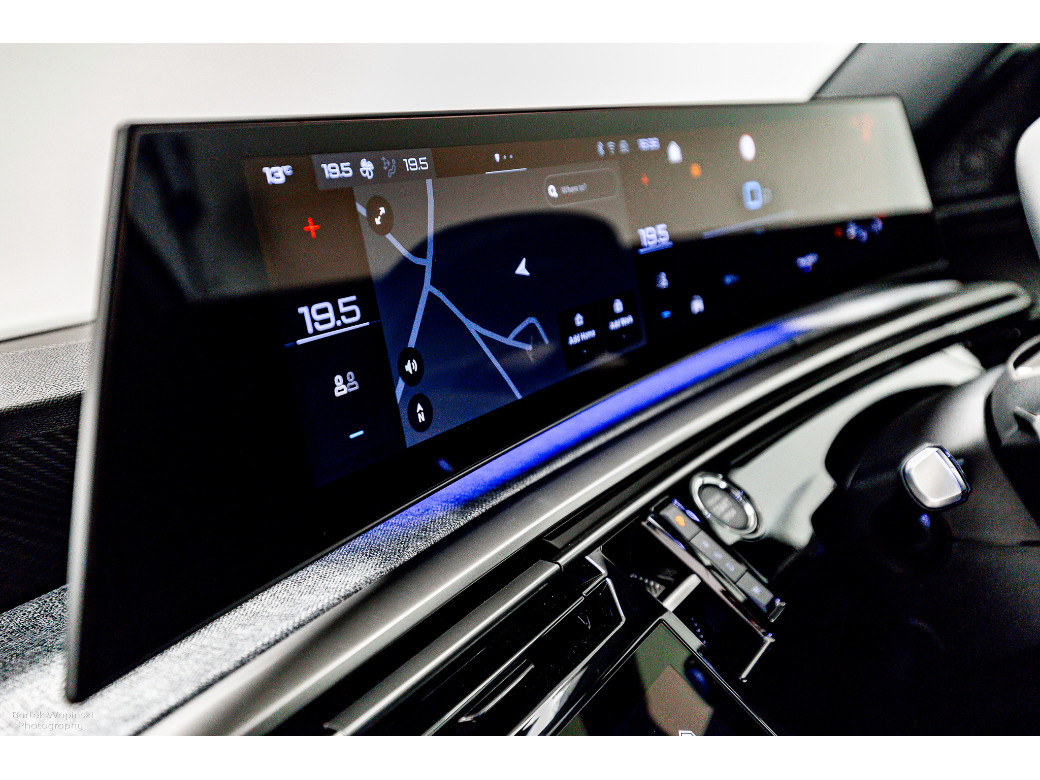 2025 Peugeot 5008