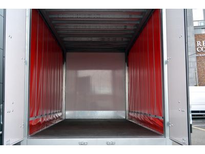 2025 FUSO Canter