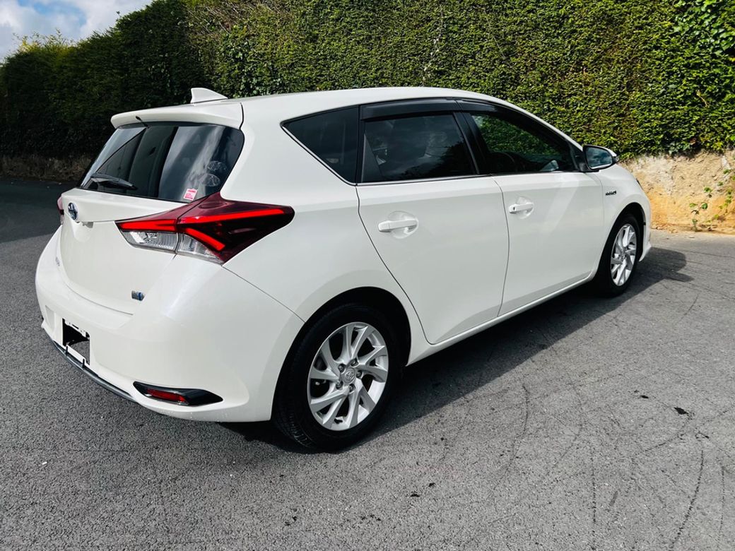 2017 Toyota Auris