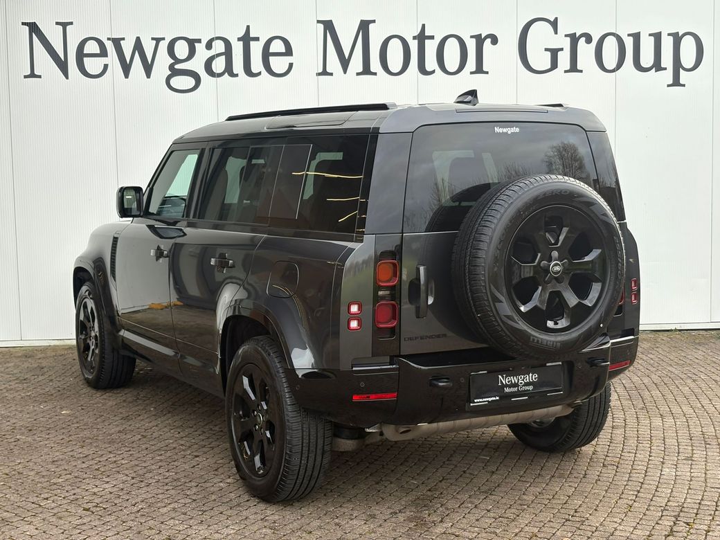 2025 Land Rover Defender 110