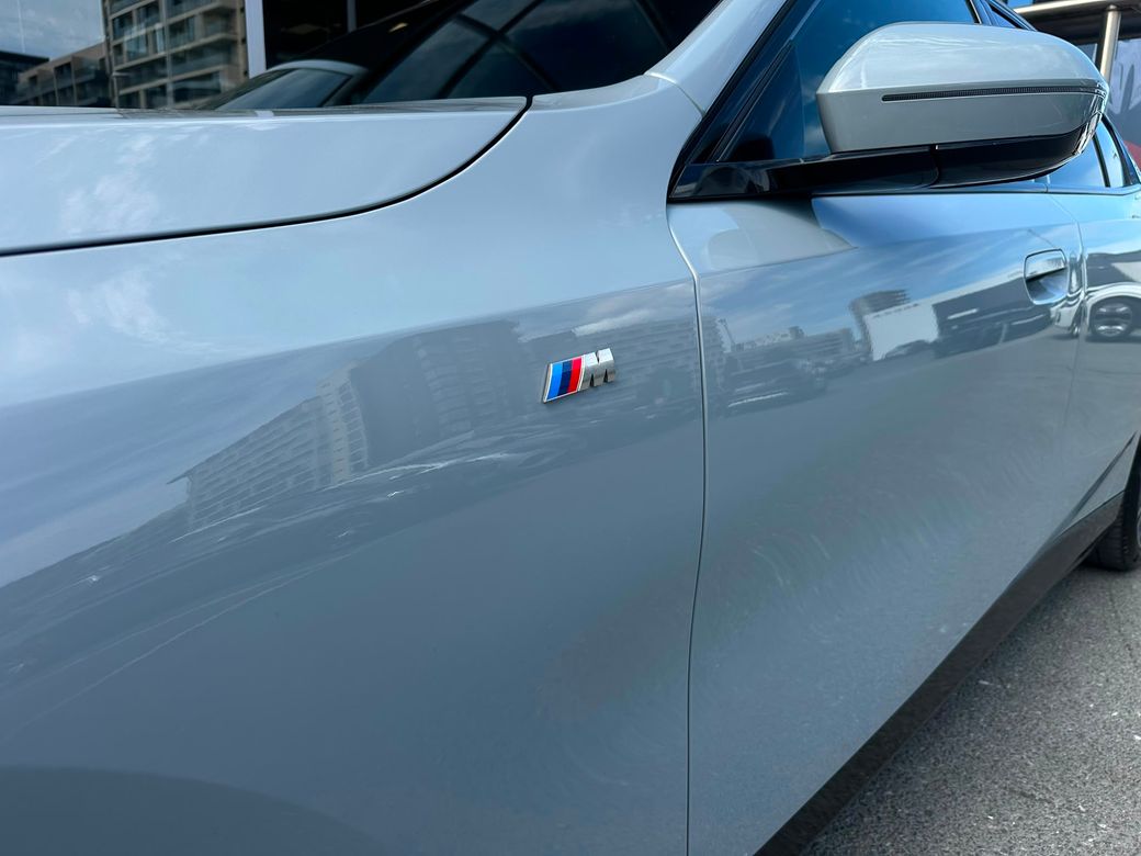 2026 BMW i5