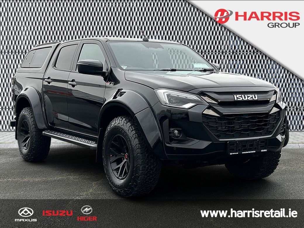 2025 Black Isuzu D-MAX