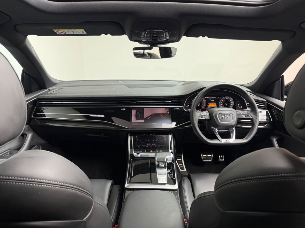 2025 Audi Q8