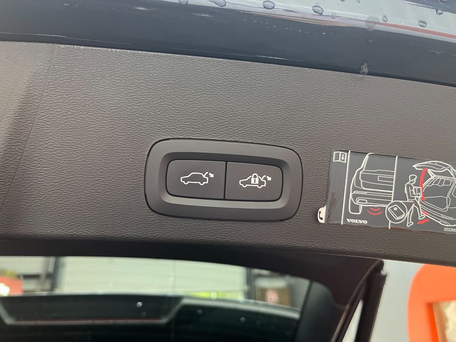 2022 Volvo XC40
