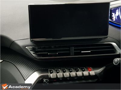 2024 Peugeot 5008