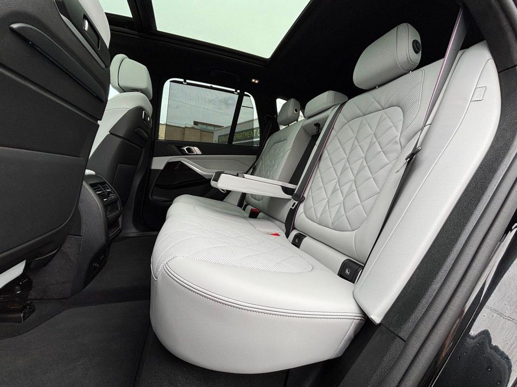 2025 BMW X5