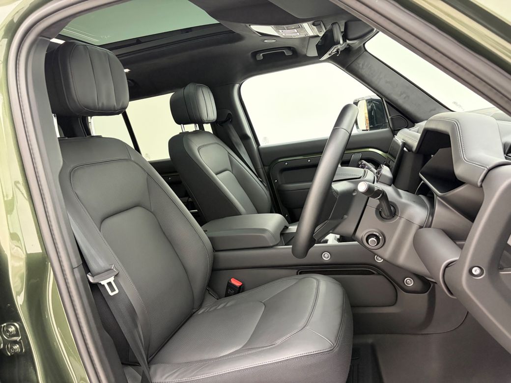 2026 Land Rover Defender