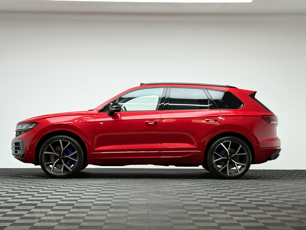 2025 Volkswagen Touareg