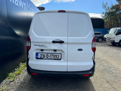 2023 Ford Transit Courier