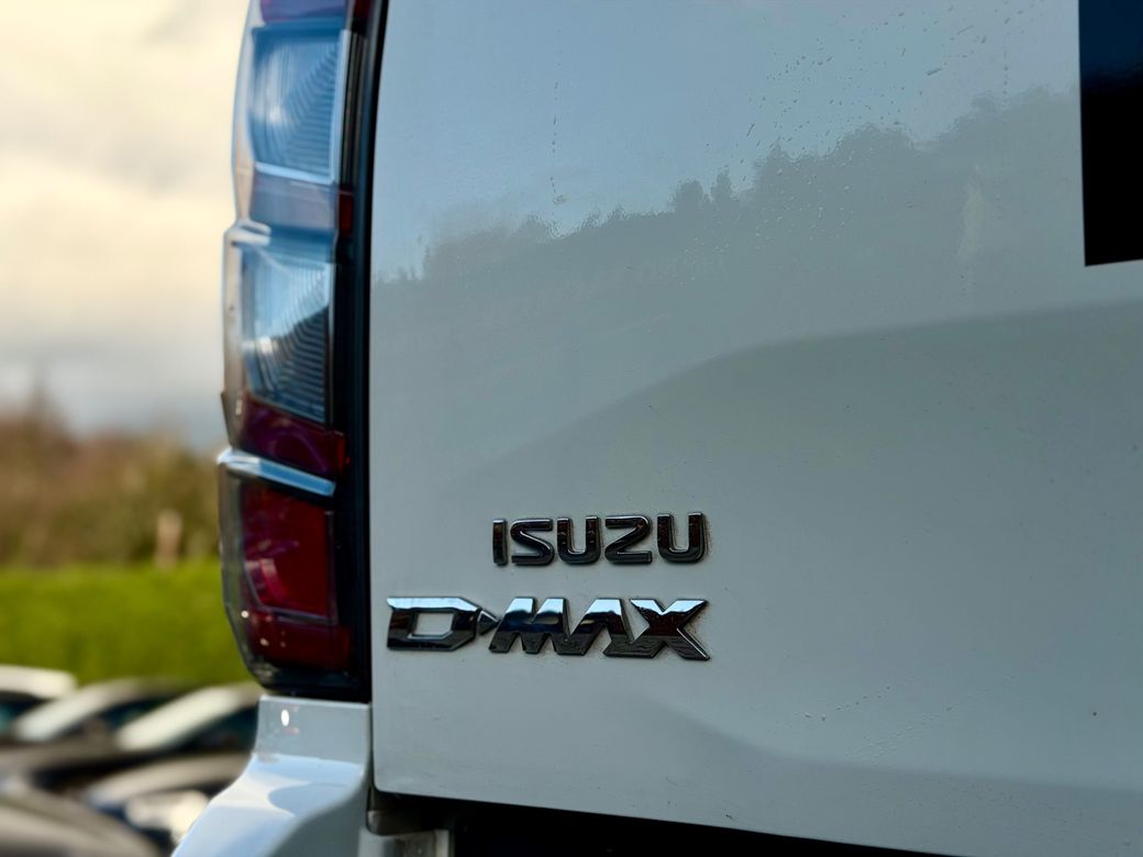 2025 Isuzu D-MAX