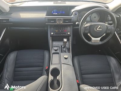 2018 Lexus IS