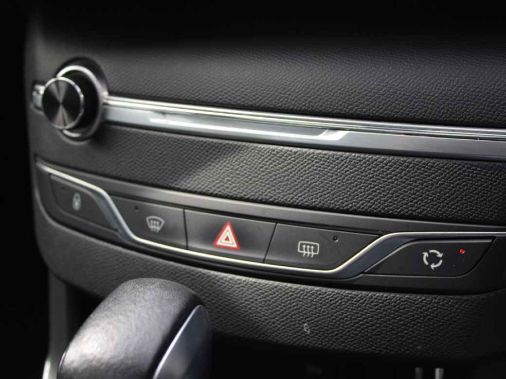 2018 Peugeot 308