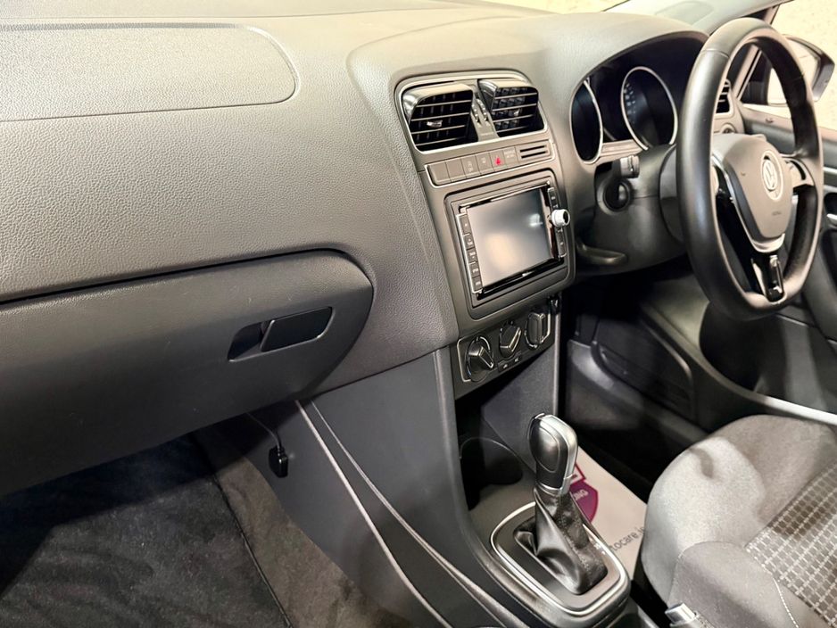2016 Volkswagen Polo