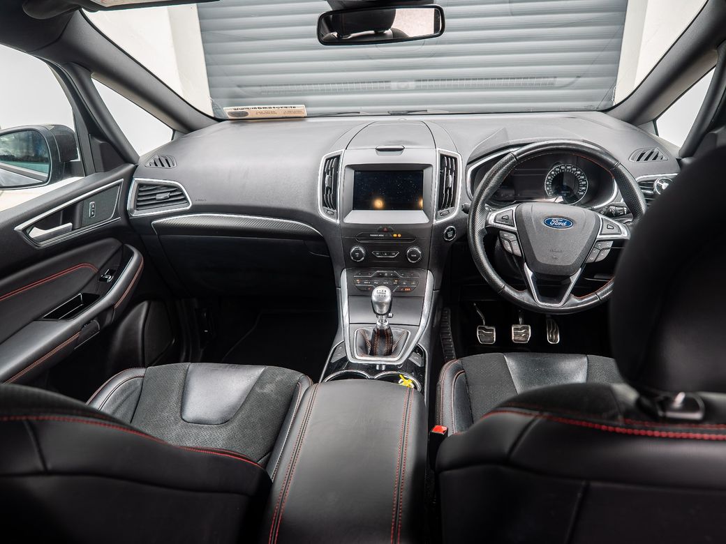 2022 Ford S-Max