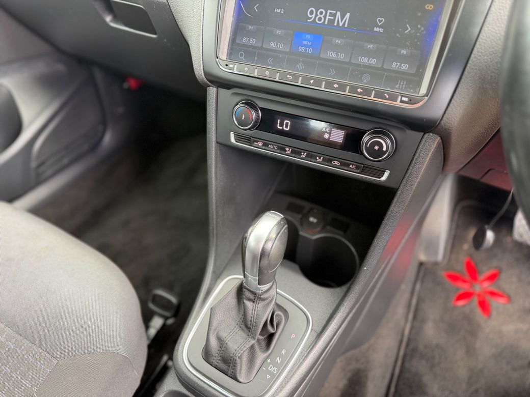 2017 Volkswagen Polo