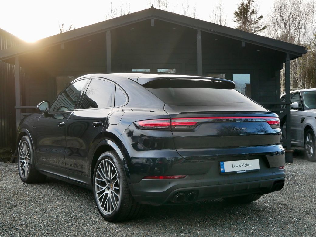 2023 Porsche Cayenne