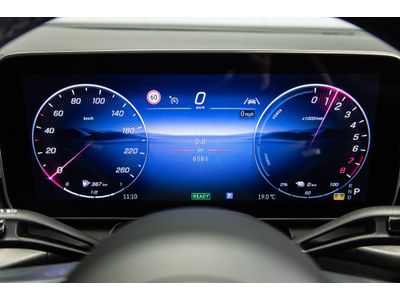 2025 Mercedes-Benz GLC Class