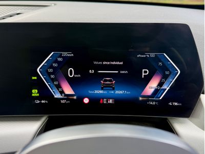 2025 BMW iX1
