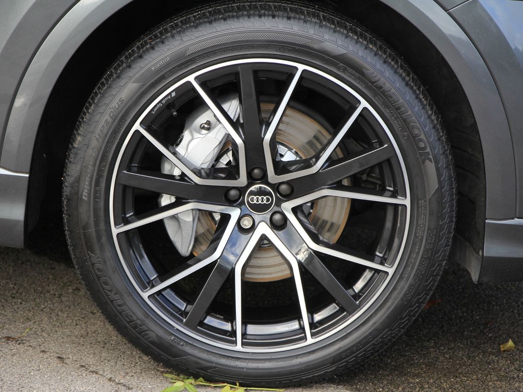 2020 Audi Q8